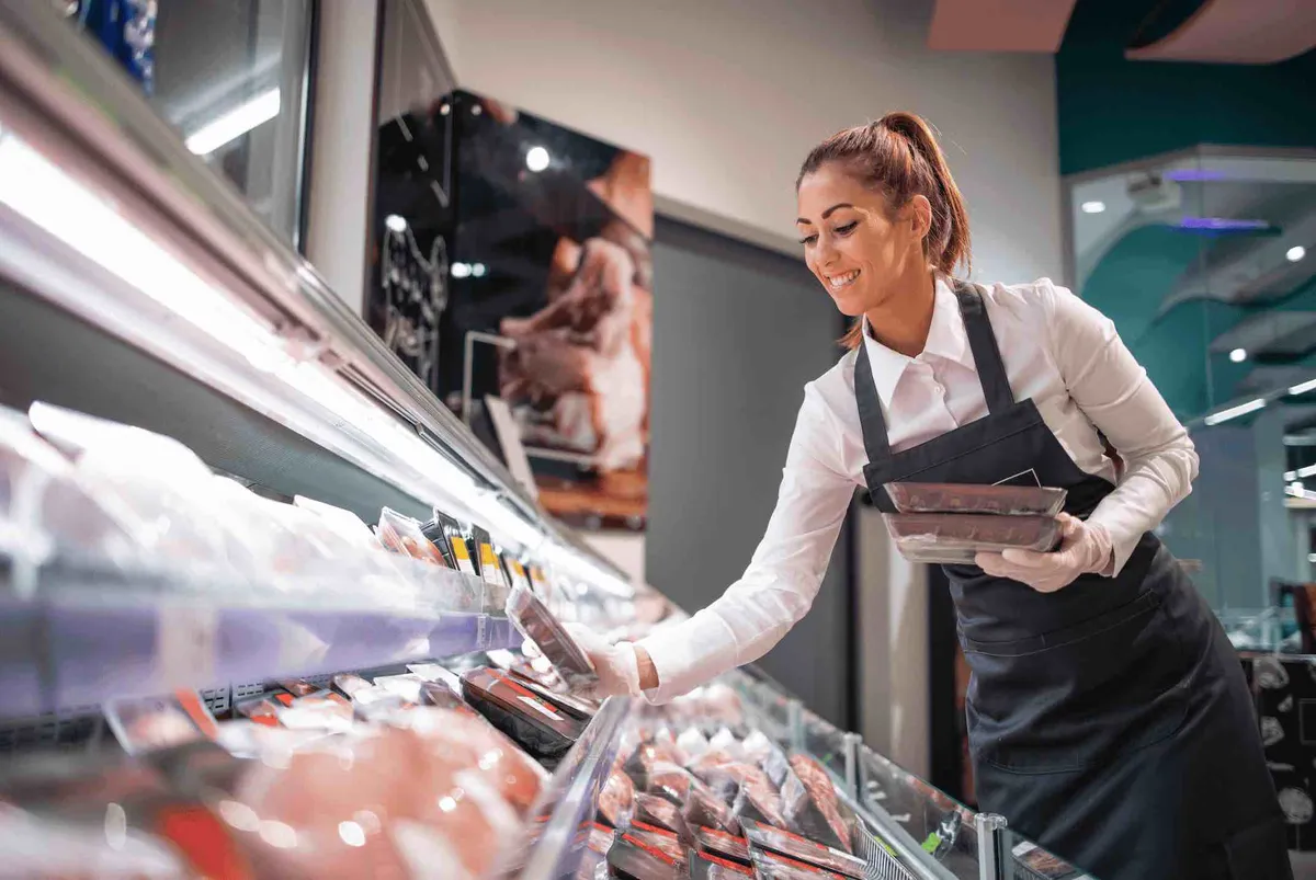Оптимум-Сток в «Мясной компании»: рост продаж на 15% и снижение списаний на 37%